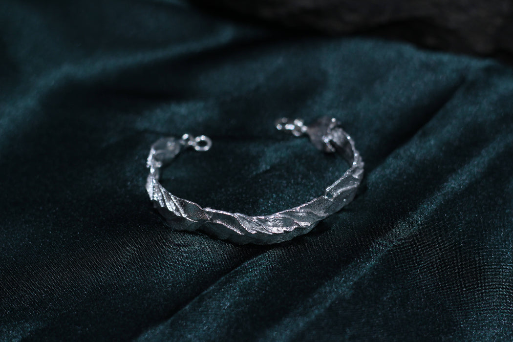reticulated silver leaf themed bracelet